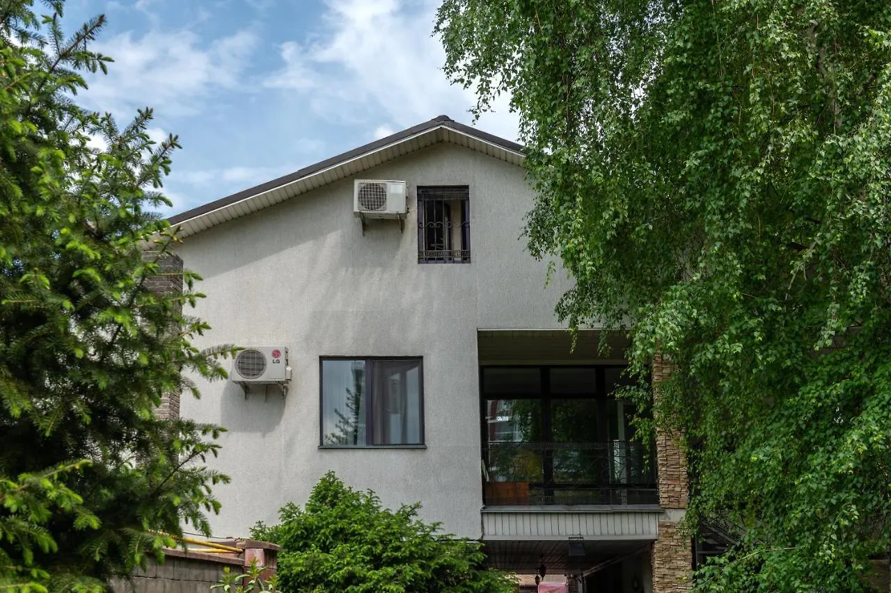 Wanderlust Boutique Hostel Almatı