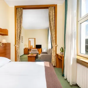 *** Hotel Millennium Hongrie