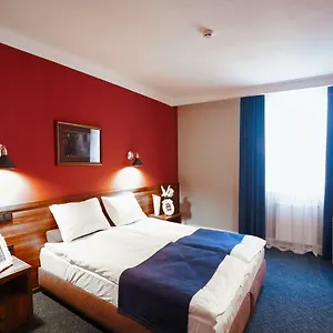 Sherlock Holmes Boutique 3*, Львов Украина