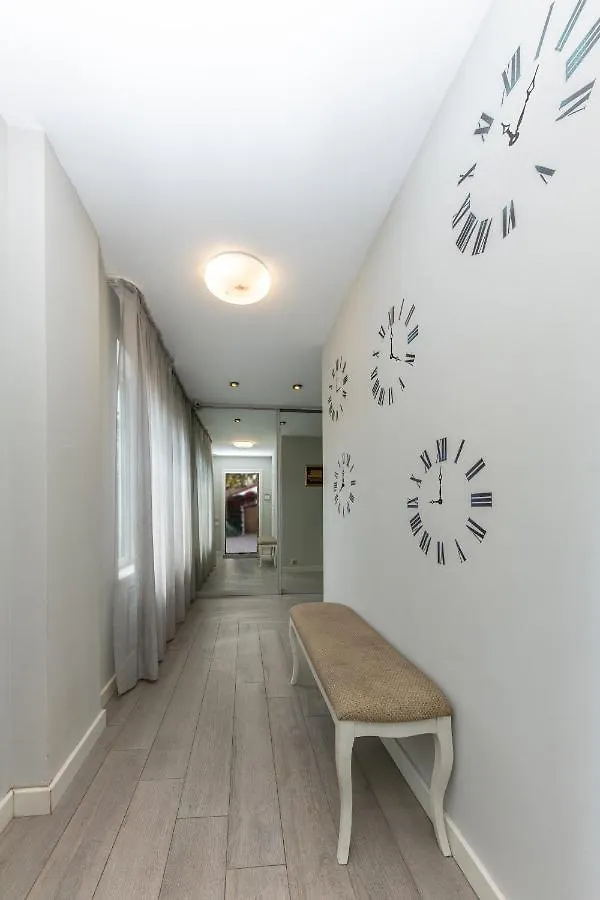 Wanderlust Boutique Hostel Almatı