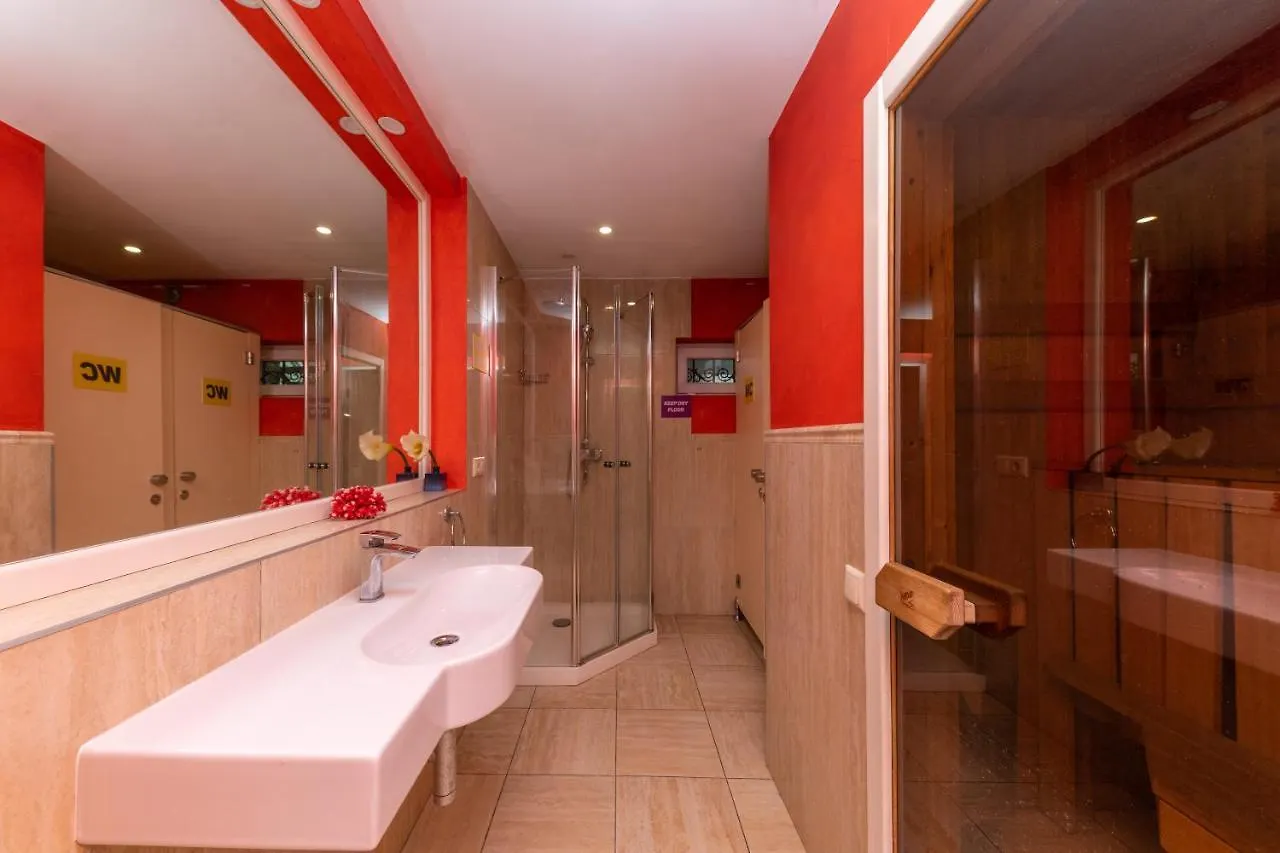 Wanderlust Boutique Hostel Almatı 0*,